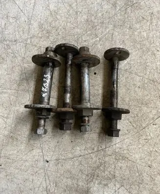 Toyota Land Cruiser (J120) Front suspension camber bolt 