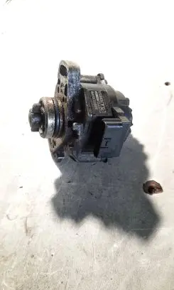 Mazda 323 F Spark distributor T2T60371