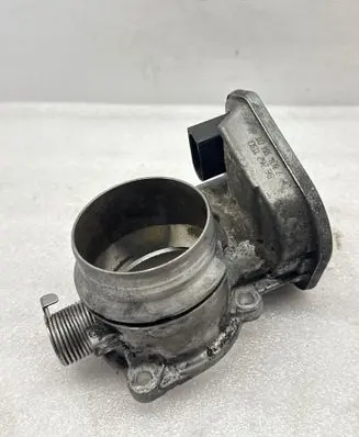 BMW X3 E83 Throttle valve 7804384 B62621130
