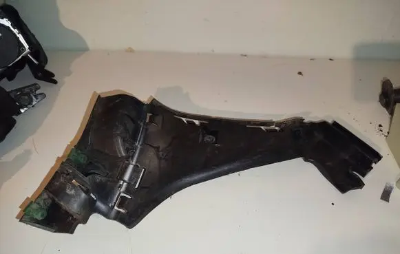 Volvo C30 Rear bumper mounting bracket 31265678 BP8BA