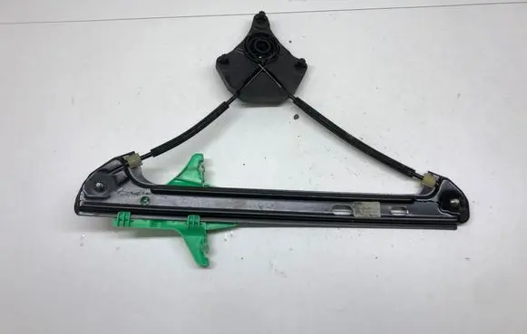 Volkswagen Golf VII Rear window lifting mechanism without motor 5G4839462C