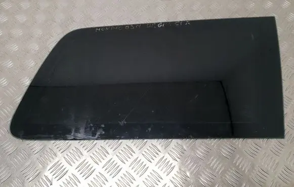 Ford Mondeo Mk III Rear side window 43R00021