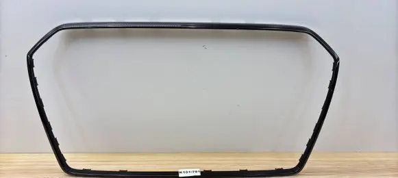Audi A6 S6 C7 4G Front bumper upper radiator grill 4G0807715C