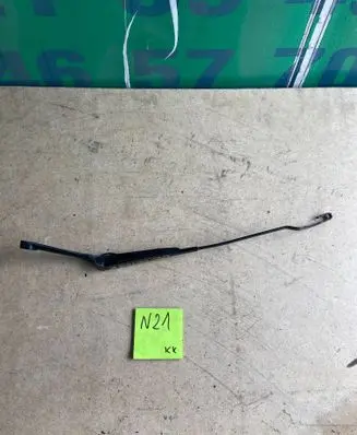 Opel Vectra B Front wiper blade arm 90504174