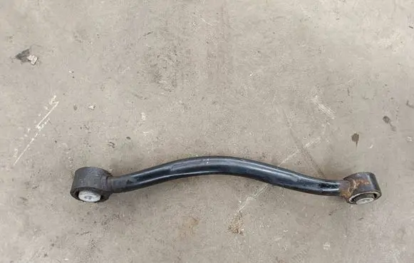 Jeep Grand Cherokee Rear control arm