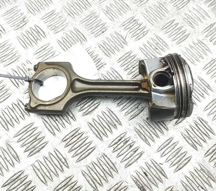 BMW 1 F20 F21 Piston 7621253 7601181