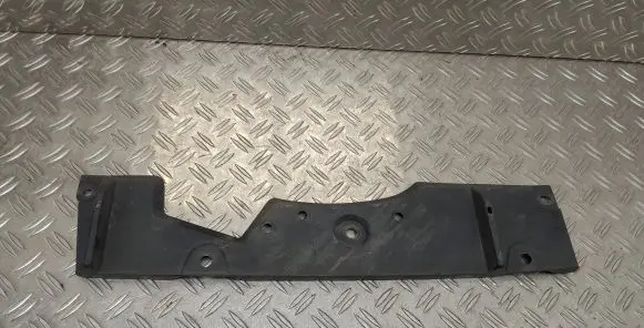 Toyota Yaris Rear bumper underbody cover/under tray 583980D020