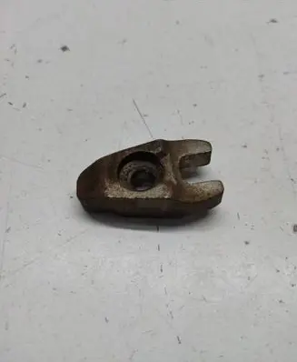 Mazda 2 Fuel Injector clamp holder 