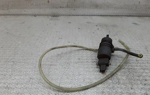 Volkswagen Transporter - Caravelle T4 Windscreen/windshield washer pump