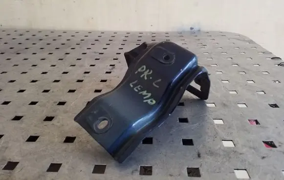 Toyota Corolla E120 E130 Headlight/headlamp mounting bracket