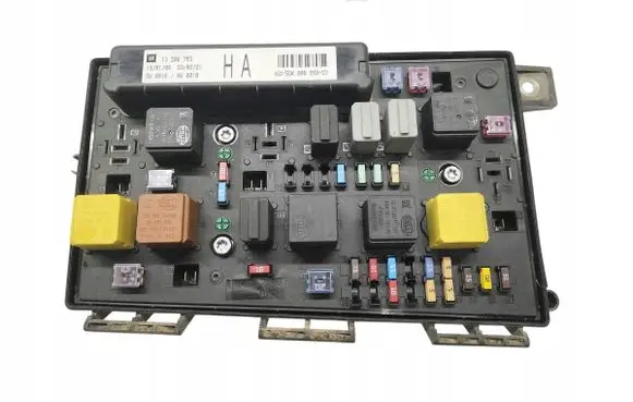 Opel Astra H Other control units/modules 13206753