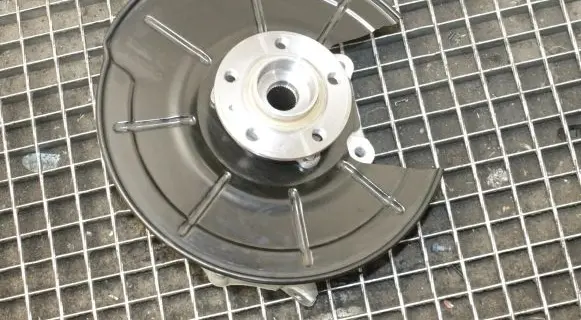 Volvo XC40 Rear wheel hub