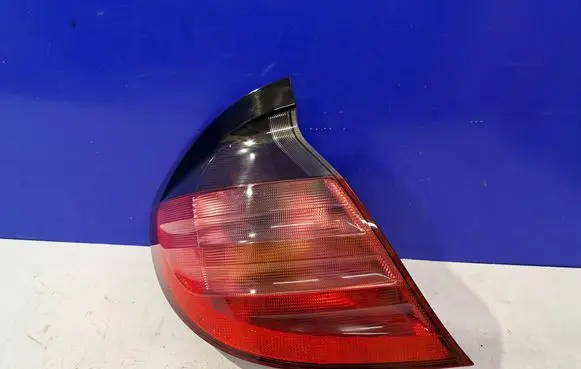 Mercedes-Benz C W203 Rear/tail lights A2038200564