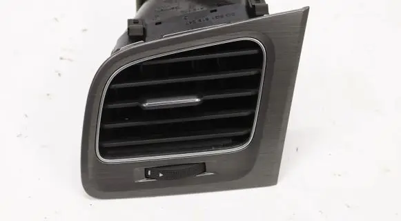Volkswagen Golf VII Dash center air vent grill 5G1819703C