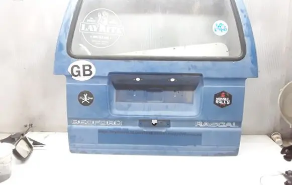 Suzuki Jimny Tailgate/trunk/boot lid