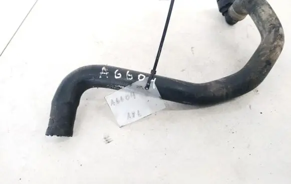 Volkswagen PASSAT B5 Engine coolant pipe/hose