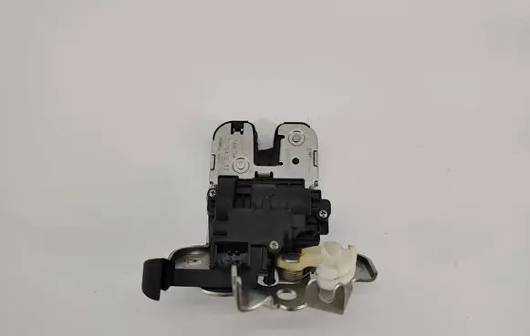 Tailgate/trunk/boot lock/catch/latch