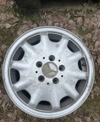 Mercedes-Benz E W210 R15 alloy rim 2104010102