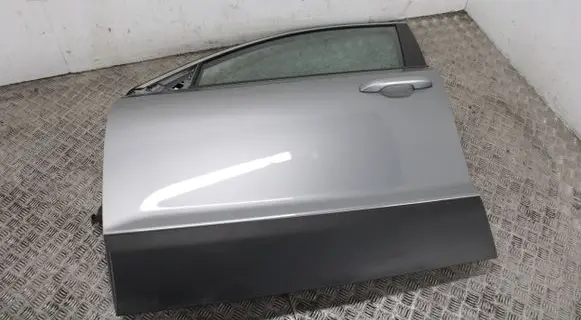 KIA Niro Front door 82470AT040