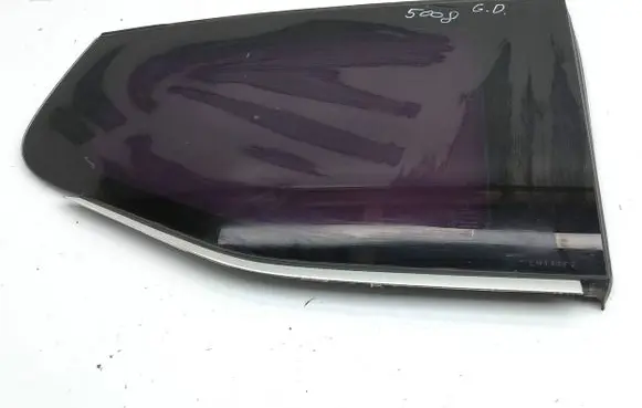 Peugeot 5008 Rear side window