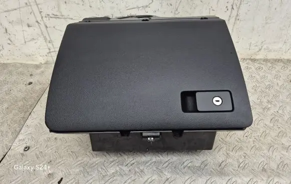 Volkswagen PASSAT B6 Glove box set 3C1857097AP 3C1857097 3C1857101