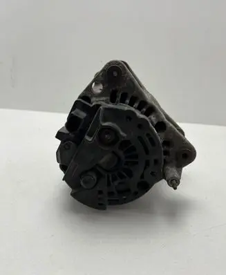 Volkswagen New Beetle Generator/alternator 028903028D 0124325003 9004869