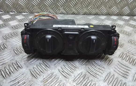 Mercedes-Benz E W210 Climate control unit 2108303185 9140010371