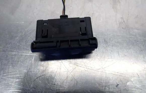 Renault Clio III AUX in-socket connector 280230001R