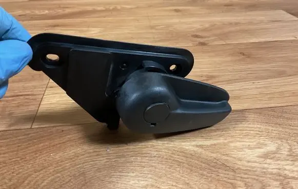 Ford Mondeo MK IV Engine bonnet (hood) release handle 6M2116B626A