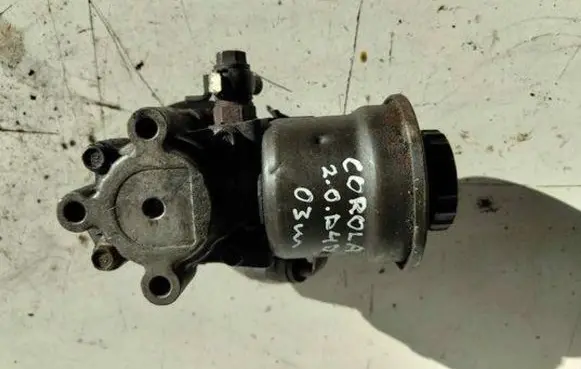 Toyota Corolla E120 E130 Power steering pump
