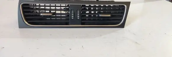 Audi A4 S4 B8 8K Dash center air vent grill 8T2820951B