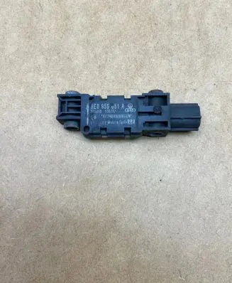 Audi A4 S4 B7 8E 8H Airbag deployment crash/impact sensor 8E0959651A 601818 100707