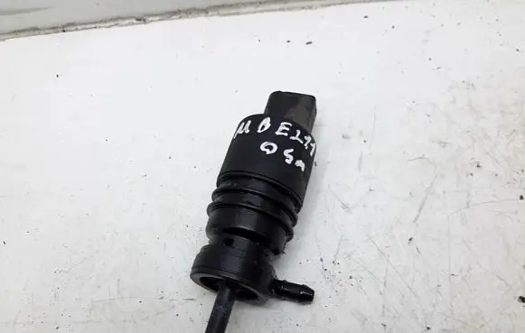 Mercedes-Benz E W211 Windscreen/windshield washer pump PA6GBGF30