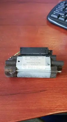 BMW 7 E38 Seat adjustment motor 8352193