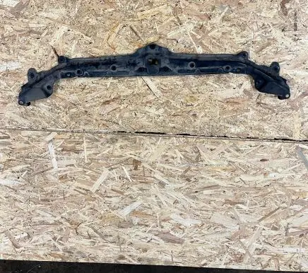Top upper radiator support slam panel
