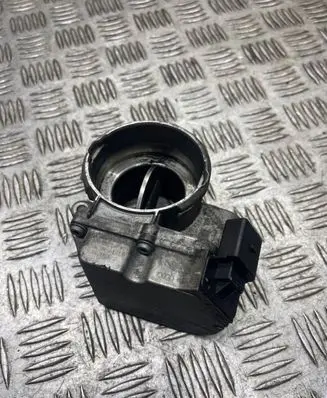 Volkswagen Caddy Throttle valve 030128063