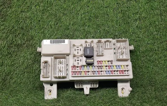 Ford Focus C-MAX Power management control unit 3M5T14A073BF
