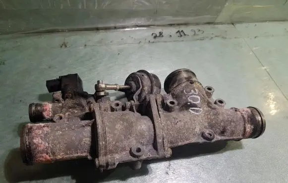 Jaguar XJ X351 EGR valve line/pipe/hose 1143806802