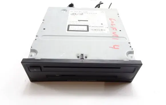 Volkswagen Golf VII CD/DVD changer EA0300016A 5G0035820 SV232A