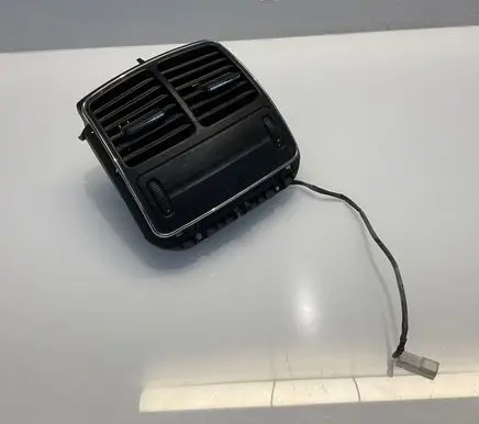 Mercedes-Benz CLS C219 Rear air vent grill 2118302154 050505 A2118302154