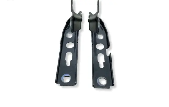 Audi Q3 8U Engine bonnet/hood hinges 8U0823301 8U0823302