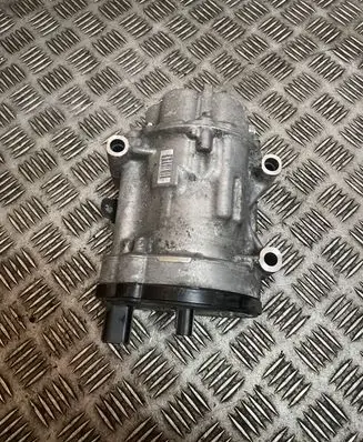 Toyota C-HR I Air conditioning (A/C) compressor (pump) 0424000370