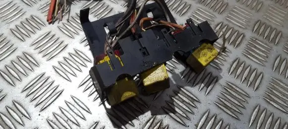 Renault Espace II Fuse box set 9753594980