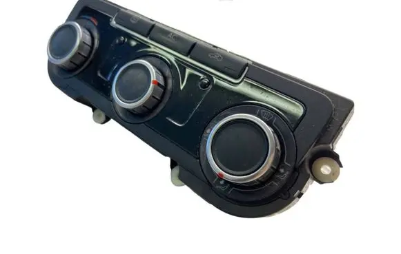 Volkswagen Golf VI Climate control unit 3C8907336AB 5HB00975120 SW0305