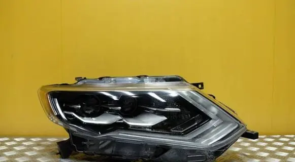 Nissan X-Trail T32 Headlight/headlamp NISSAN-XTRAIL 2048