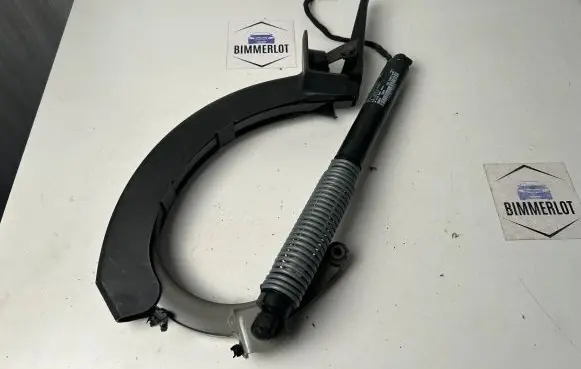 BMW 7 G70 Tailgate/trunk strut/damper 51248499572