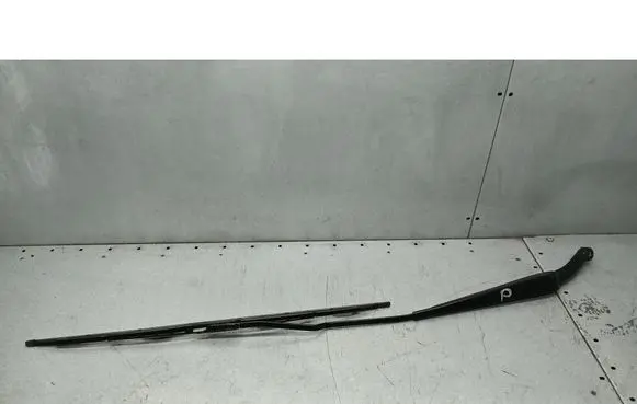Volvo S60 Front wiper blade arm 8624269
