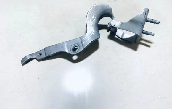Audi A3 S3 8P Tailgate/trunk/boot hinge 8p3827299