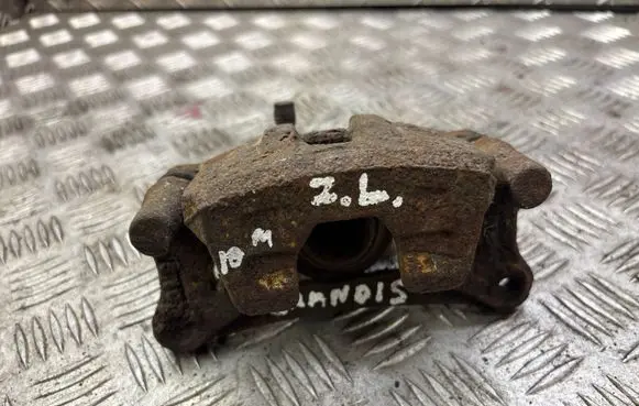Mitsubishi Grandis Rear brake caliper