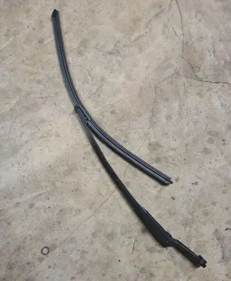 Audi Q7 4L Windshield/front glass wiper blade 178832